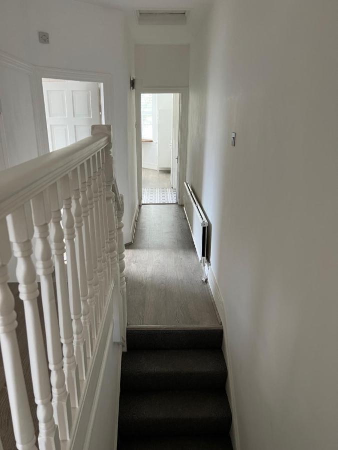 Appartamento Bright And Stylish 2 Bedroom First Floor Flat Londra